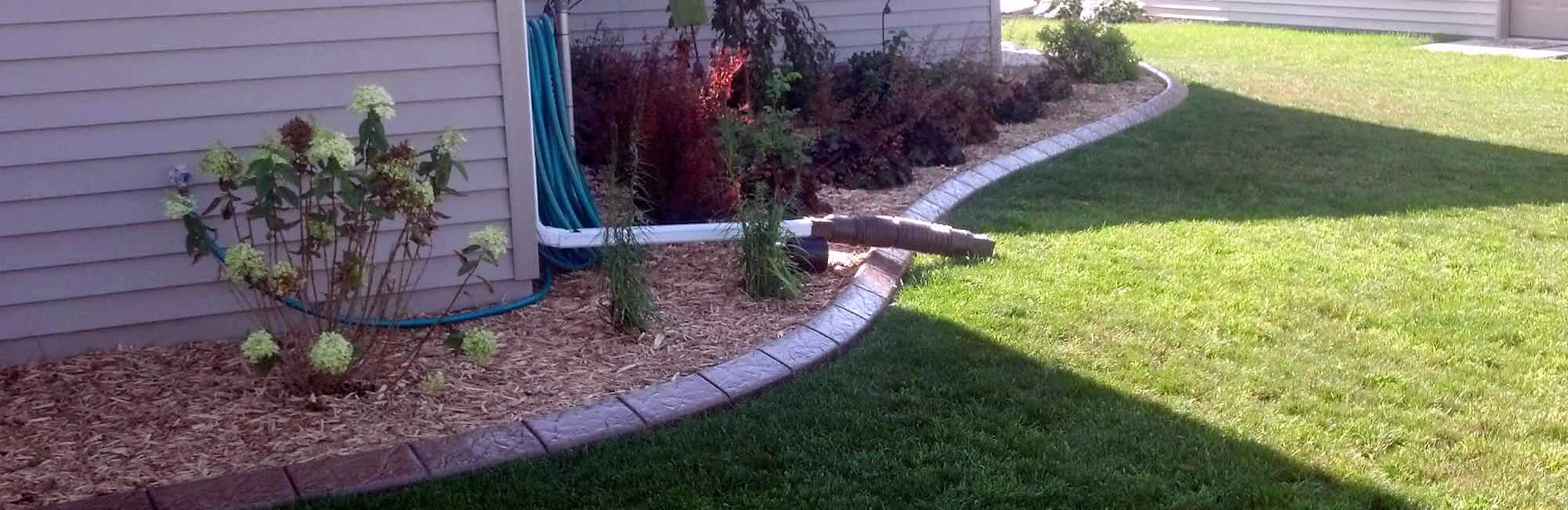 Landscape Concrete Curbing Benefits for Green Bay/Appleton area Homes and Businesses